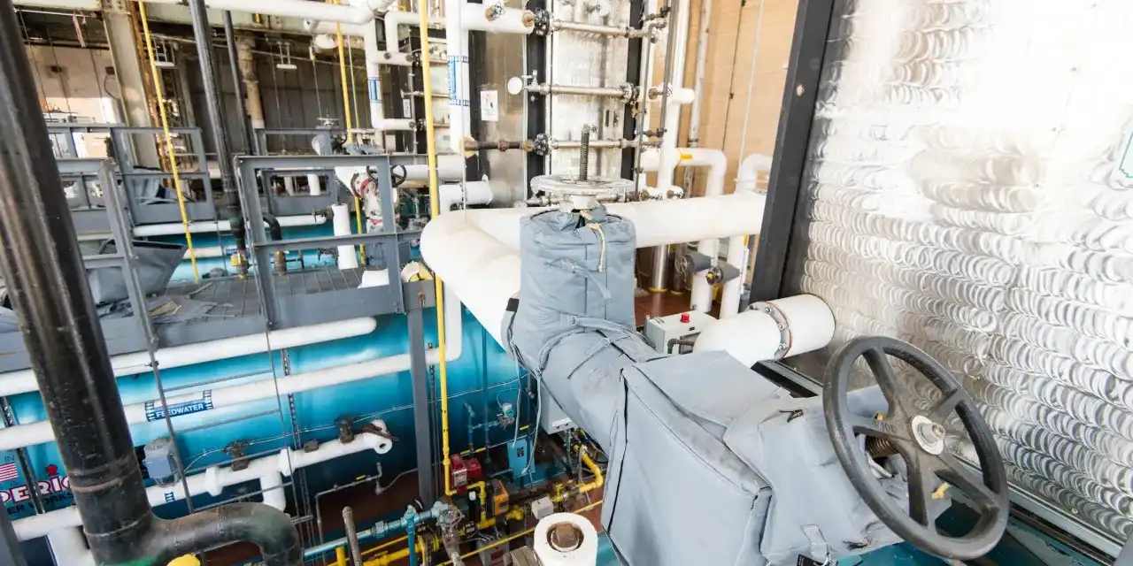 Valve insulation jacket installed on industrial control valve